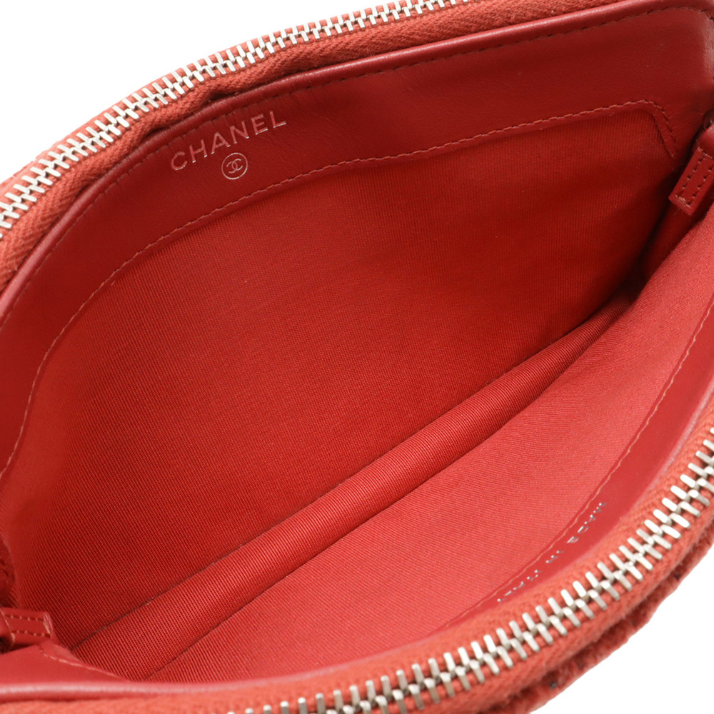 CHANEL Pink Deauville Pochette Shoulder Bag - Picture 8 of 10